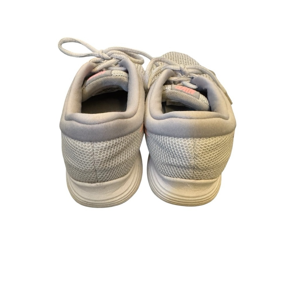 Nike Revolution Pure Platinum Tennis Shoes in Grey/Pink Women’s Size 8 - Picture 3 of 8